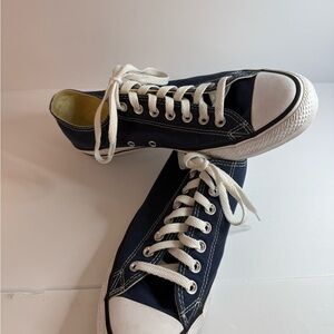 Converse Unisex Chuck Taylor All Star Sneakers | Blue | US M8.5 W10.5 | M9697